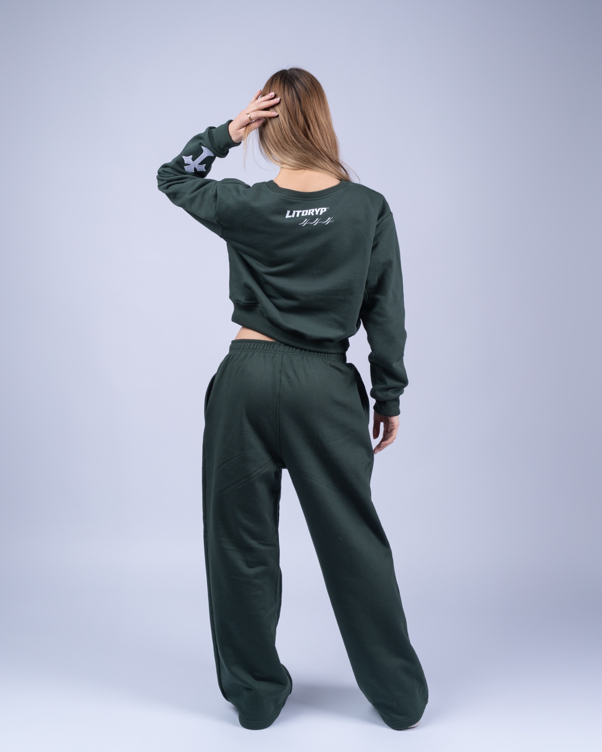 Divine — vista posterior